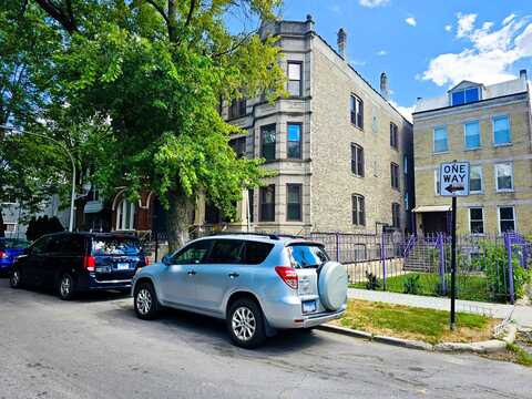 2741 W 16th Street, Chicago, IL 60608