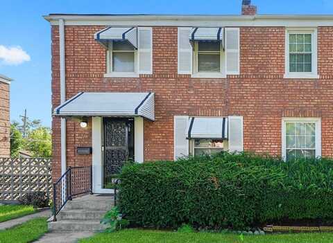 327 Geneva Avenue, Bellwood, IL 60104