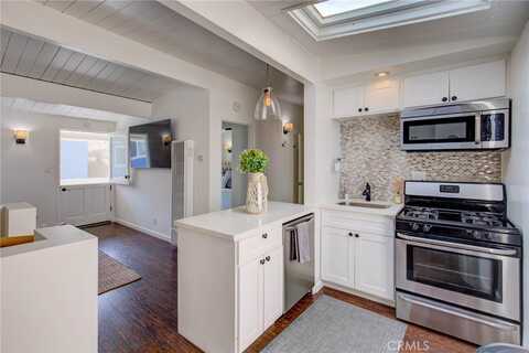 217 35th Place, Manhattan Beach, CA 90266