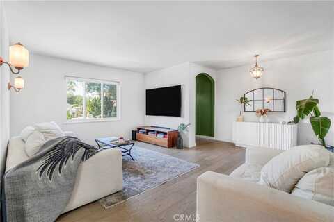 5467 W 76th Street, Los Angeles, CA 90045