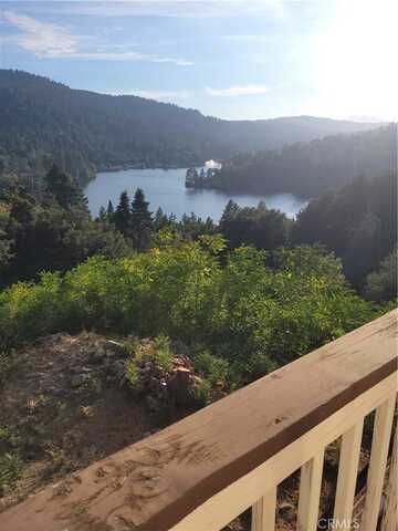 406 Darfo Drive, Crestline, CA 92325