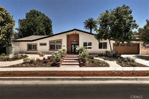 5124 Boda Place, Woodland Hills, CA 91367