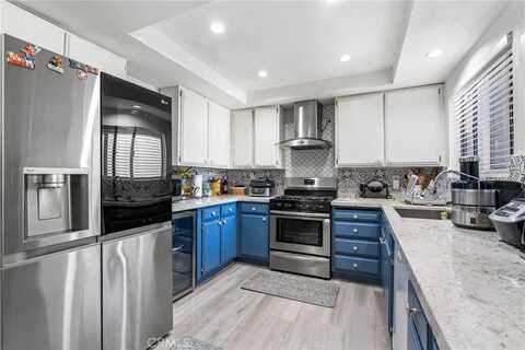 16512 Blackbeard Lane, Huntington Beach, CA 92649