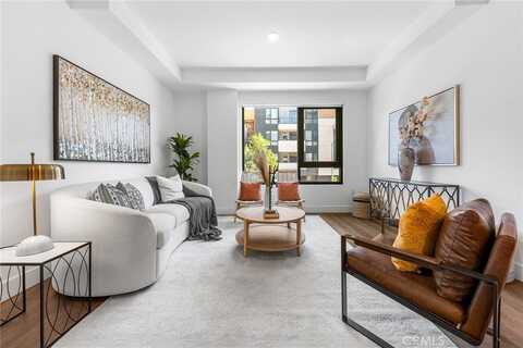 709 E Walnut Street, Pasadena, CA 91101