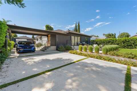 7741 Paso Robles Avenue, Lake Balboa, CA 91406
