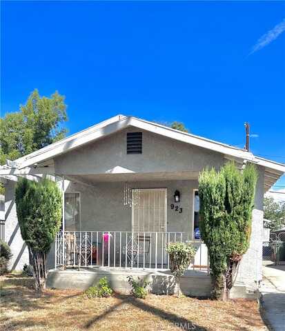 923 E 97th Street, Los Angeles, CA 90002