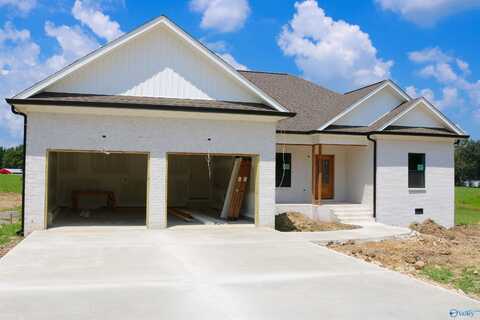 1051 Shoal Creek Road, Arab, AL 35016