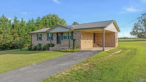 383 Dilbeck Road, Rainsville, AL 35986