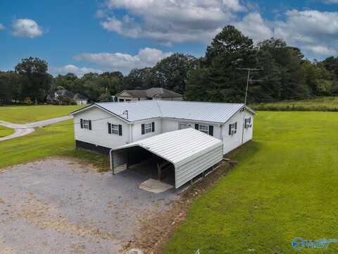 322 7th Place SW, Arab, AL 35016