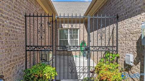 150 Lake Pointe Drive, Scottsboro, AL 35769