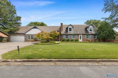 2026 Jefferson Avenue SW, Decatur, AL 35603