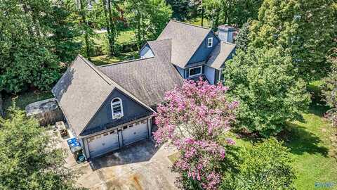 122 Kingswood Drive NW, Huntsville, AL 35806