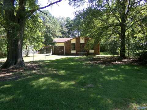 0135 County Road 40, Centre, AL 35960