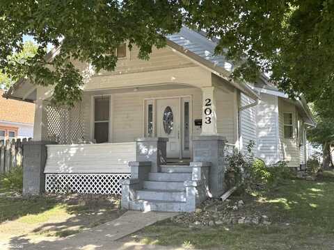 203 N Jarvis Street, Creston, IA 50801