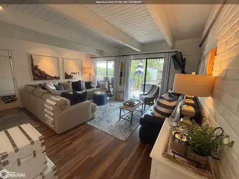 2700 North Shore Drive, Clear Lake, IA 50428