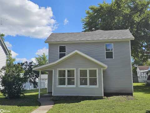 208 E Pearl Street, Winfield, IA 52659