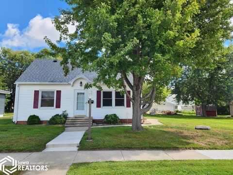 813 N Tyler Avenue, Mason City, IA 50401