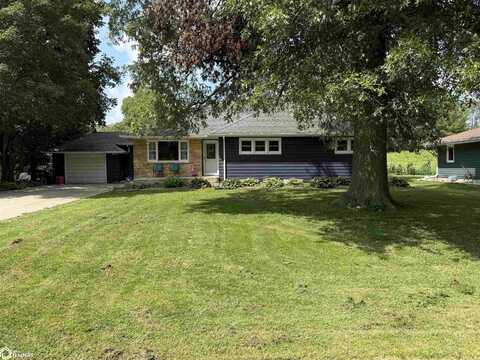 106 E Market Street, Steamboat Rock, IA 50672