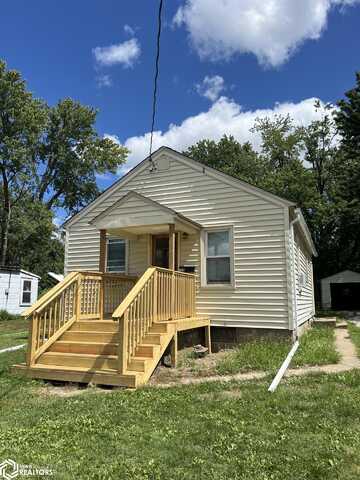 1310 S 1st Street, Oskaloosa, IA 52577