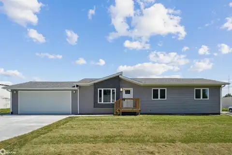 405 10th Street, Nevada, IA 50201