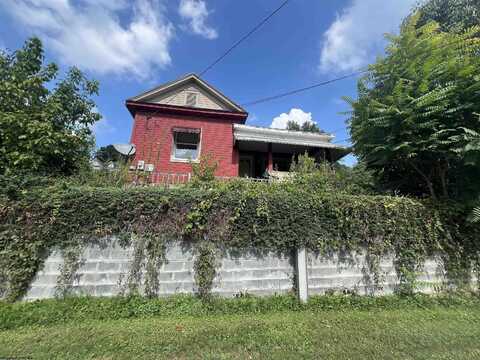 3420 Central Avenue, Farmington, WV 26571