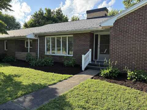 42 Island Avenue, Buckhannon, WV 26201