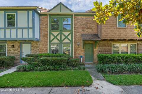 8222 KENSINGTON Square, Jacksonville, FL 32217
