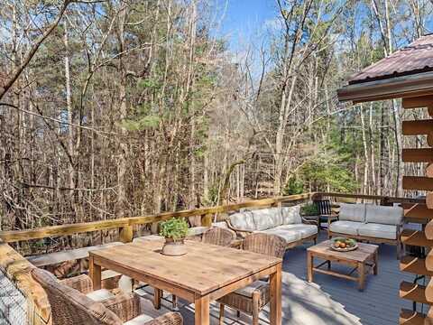 335 Misty Hollow Road, Ellijay, GA 30536