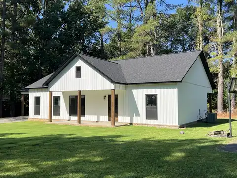 311 Nabors Dr., Ripley, MS 38663