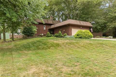 315 Fawnwood Drive, Tallmadge, OH 44278