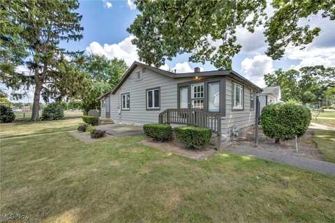 919 Eaglewood Drive, Willoughby, OH 44094