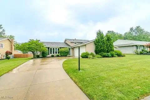 20466 White Bark Drive, Strongsville, OH 44149