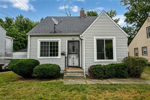 1201 Hartford Avenue, Akron, OH 44320