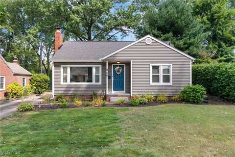 826 Bennington Avenue NE, Massillon, OH 44646