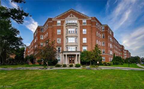 13800 Fairhill Road unit: 207, Shaker Heights, OH 44120