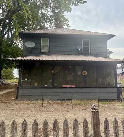 909 MINTER AVE, MARCUS, WA 99151
