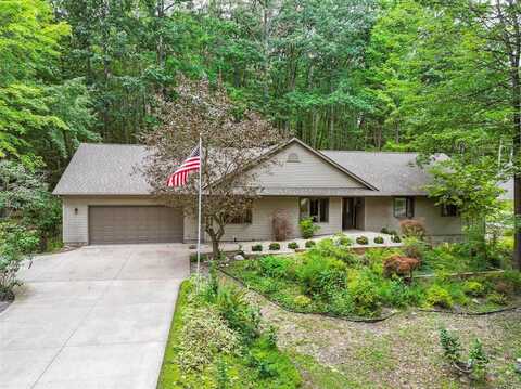8675 North Loxley Road, Roscommon, MI 48653