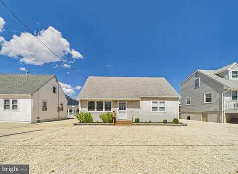 333 North 5TH Street, Surf City, NJ 08008
