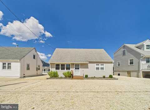 333 North 5TH Street, Surf City, NJ 08008