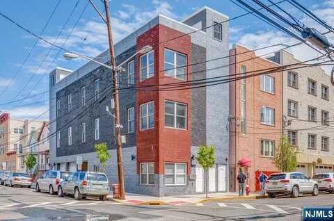 542 29th Street 1, Union City, NJ 07087