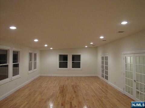 84 Corabelle Avenue 2nd Floor, Lodi, NJ 07644