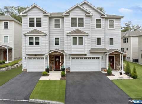 6 Stanley Way, Wanaque, NJ 07465