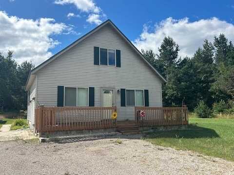 26223 W H40, Trout Lake, MI 49793