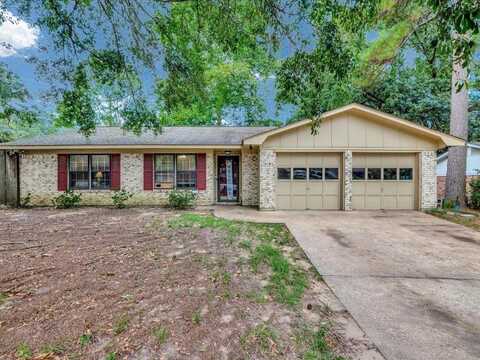 1618 McKewen, Nacogdoches, TX 75965