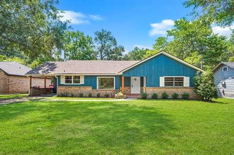 202 E Parker, Nacogdoches, TX 75965