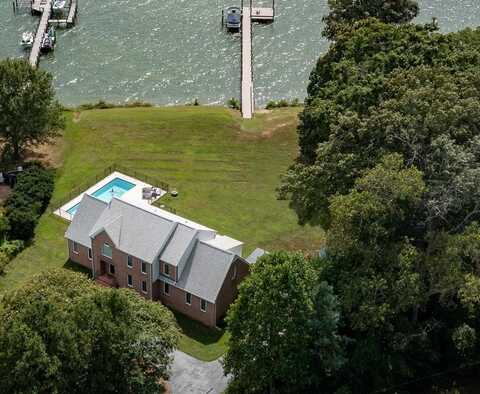 629 Cedar Pointe Drive, Weems, VA 22576