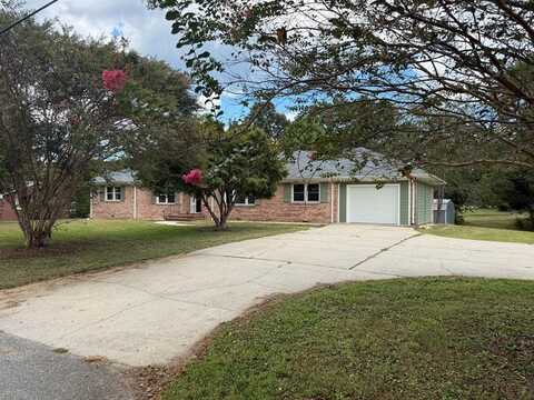 37 Chase Street, Kilmarnock, VA 22482