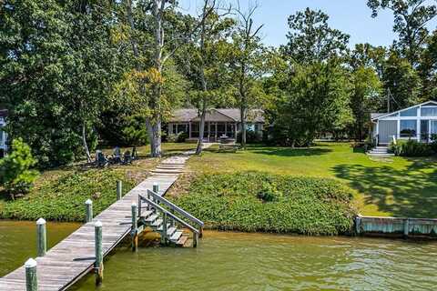 1383 Sherwood Drive, Reedville, VA 22539