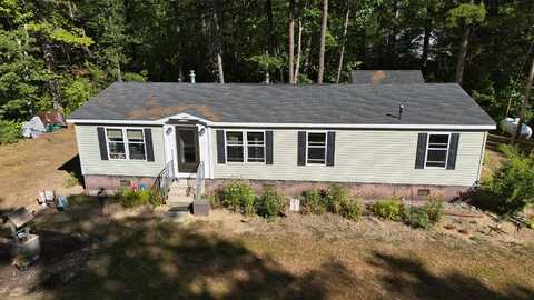 33 Blueberry Road, Ossipee, NH 03814