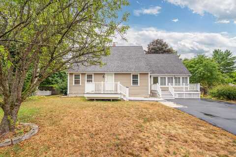 8 Chesterfield Drive, Concord, NH 03301
